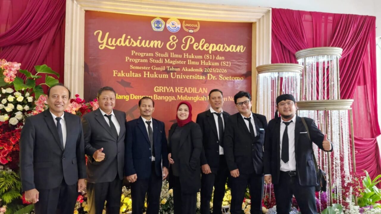 Yudisium Universitas Dr. Soetomo 2026: Arri Pratama Lulus Sarjana Hukum Dengan Skema RPL