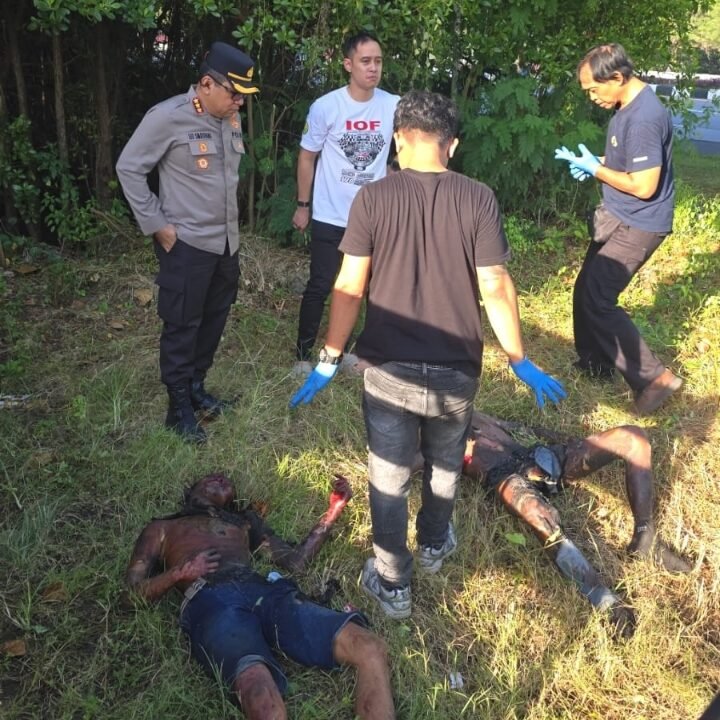 Di duga dua pria tewas dibakar hidup-hidup di Benoa Bali, akibat dianiaya sekelompok orang.