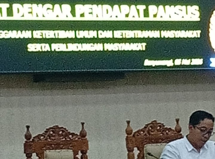 PERDA PEMBATASAN KERJA 8 JAM DiCABUT,BSELURUH USAHA RITEL DI BANYUWANGI BOLEH BUKA 24 JAM KEMBALI