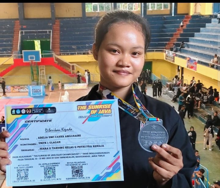 Adelia Dwi Cahya Anggraini Siswi SMPN 1 Glagah Tembus Podium The Sunrise of Java Silat Championship 1