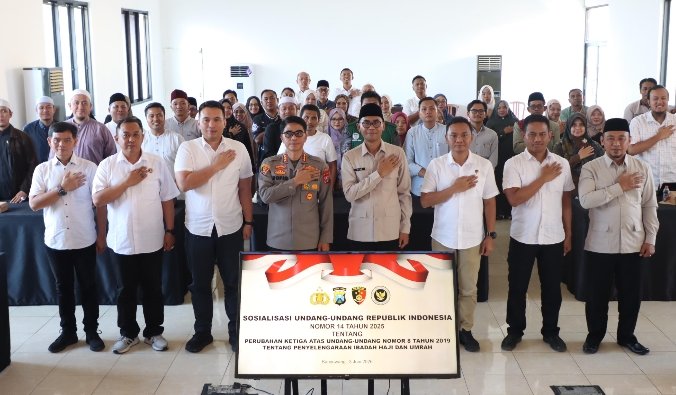 Ribuan Benih Ikan Mengalir di Desa Pakel Banyuwangi Jelang Hari Bhayangkara ke-80