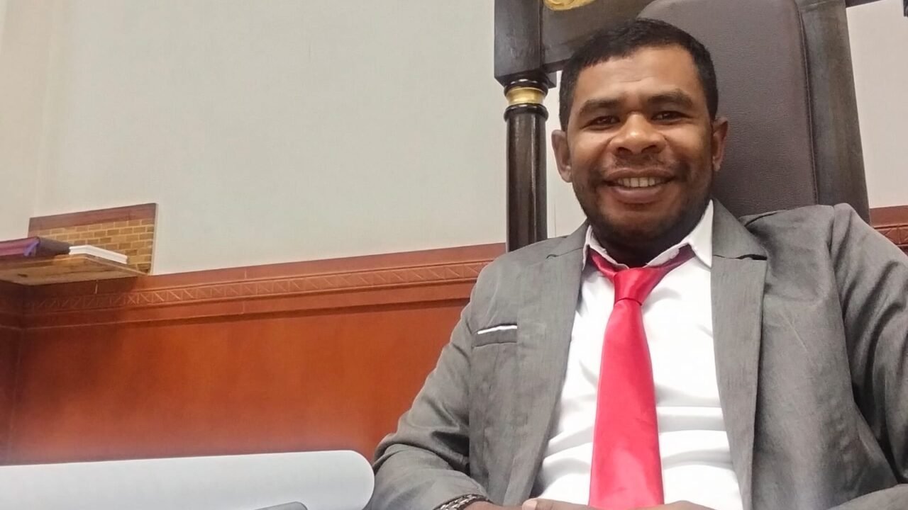 Praktisi Hukum TTS Soroti Polemik Sekdes dan PPPK di Bijaepunu: “Kalau Diberhentikan, Harus Jelas Dasarnya”