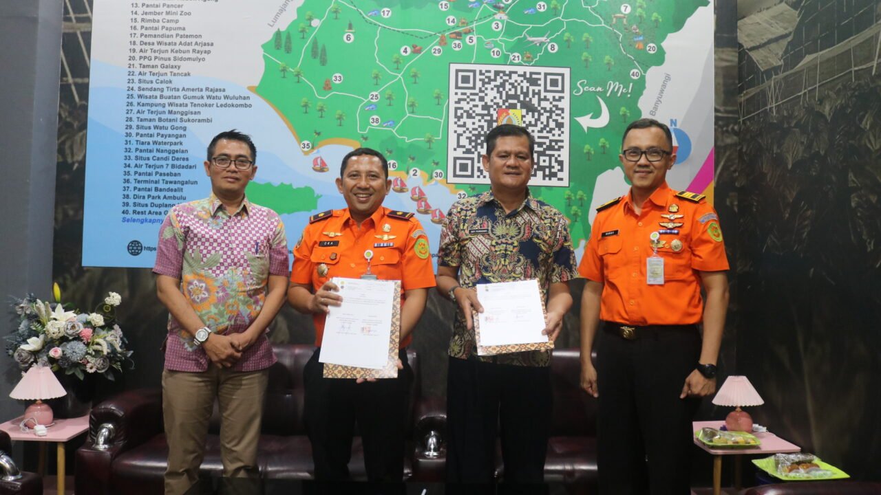 Perkuat Kesiapsiagaan Penerbangan, Kantor SAR Banyuwangi dan Bandara Notohadinegoro Jember Tandatangani PKS