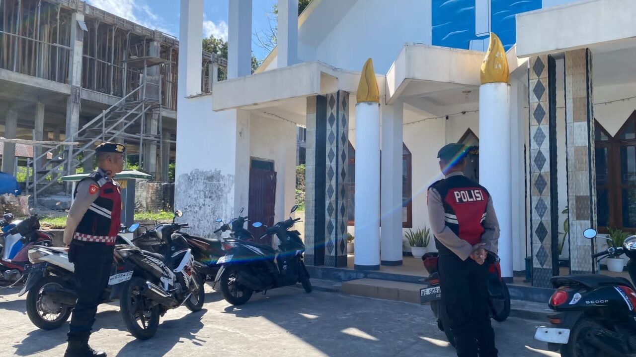Sat Samapta Polres Kepulauan Tanimbar Intensifkan Patroli dan Pengamanan Ibadah Minggu